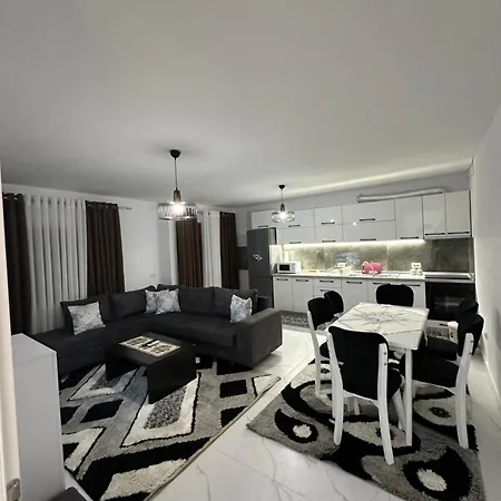 Elezi Apartment City Centre Tirana Exterior photo